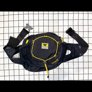 Mountainsmith Kinetic hip pack for hiking, biking, trail running